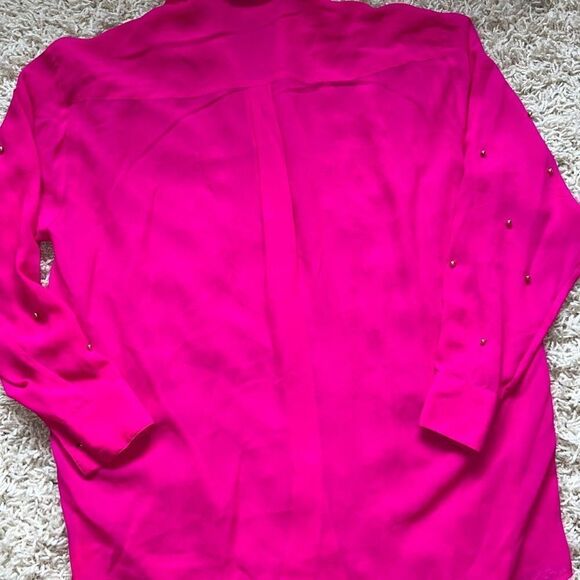 Beautiful 100% silk, Adam Douglas / Adrian Papell hot pink blouse with gold pear - Picture 10 of 14